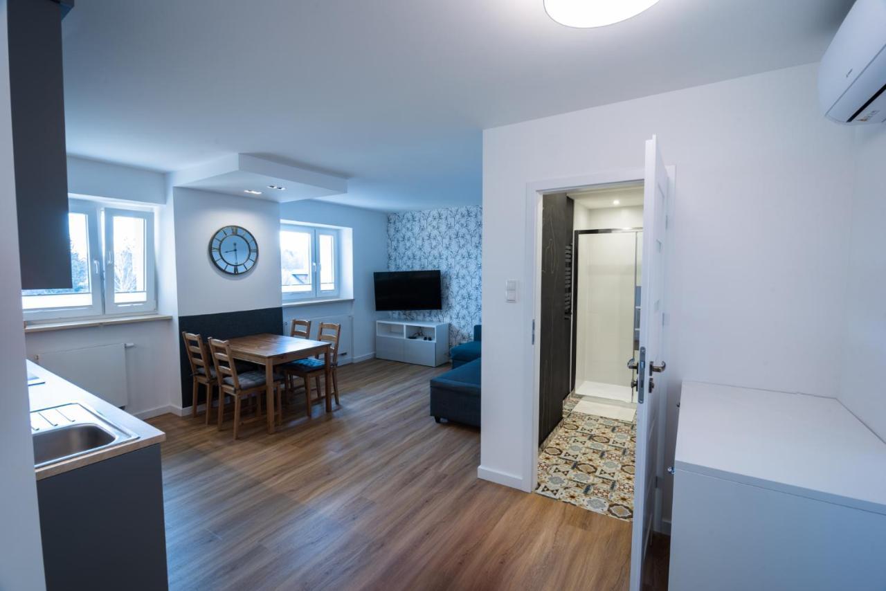 Apartament Staniszewski ชกลาร์สกา ปอเรมบา ภายนอก รูปภาพ